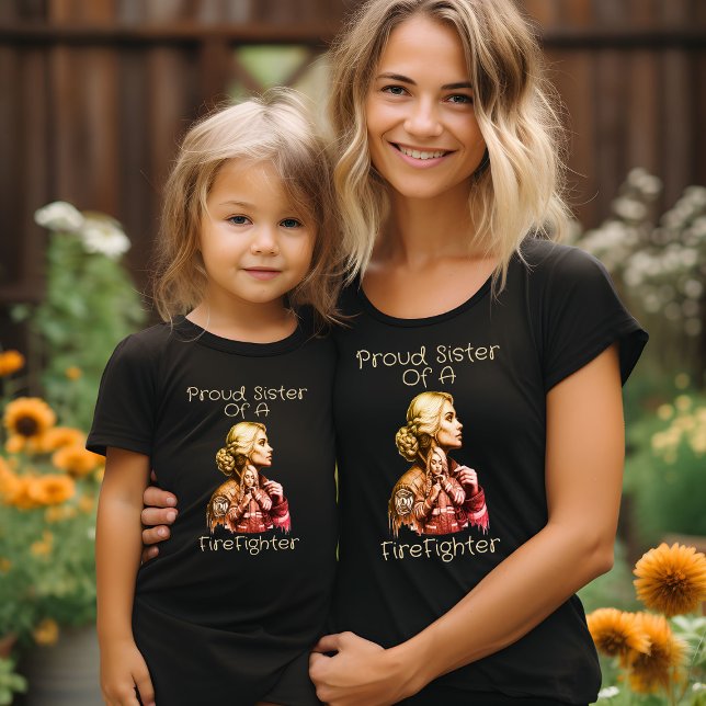 Camiseta Orgullosa Hermana De Una Consecuencia FireFighter (Subido por el creador)