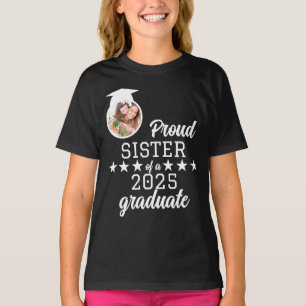 Camiseta Orgullosa hermana de una graduación familiar de 20
