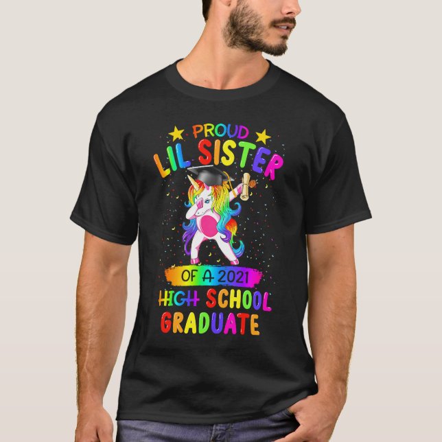 Camiseta Orgullosa Hermana Lil De Un Graduado De Secundaria (Anverso)