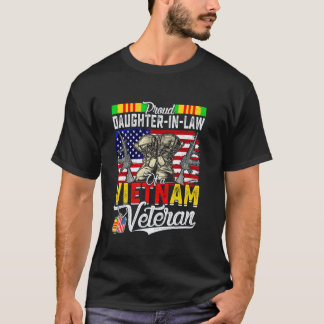 Camiseta Orgullosa Hija De La Ley De Madre Padre En Derecho
