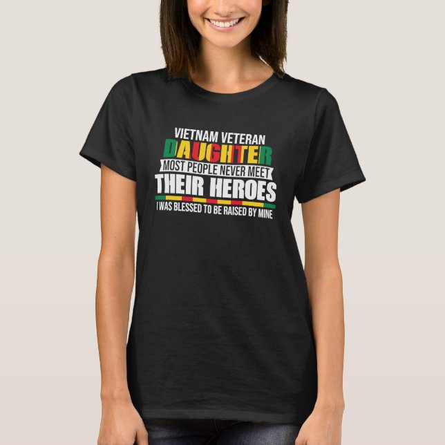 Camiseta Orgullosa hija de un veterano vietnamita (Anverso)