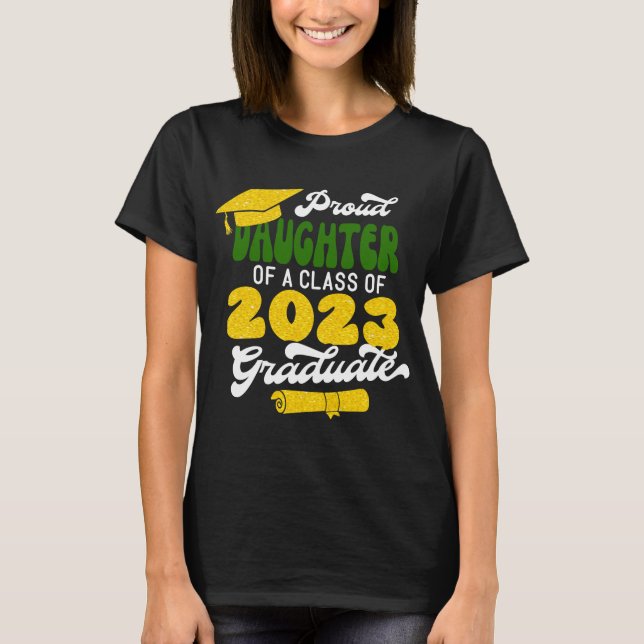 Camiseta Orgullosa HIJA de una clase de 2023 Graduate Retro (Anverso)
