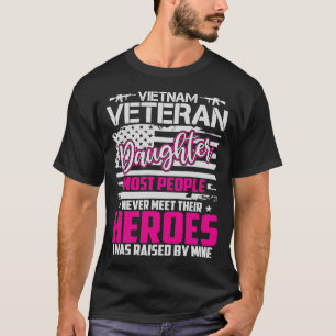 Camiseta Orgullosa hija del ejército de EE.UU. Vietnam Vete