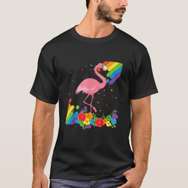 Camiseta Orgullosa Lgbt Gay Flamingo Bandera Orgullo Arcoir (Anverso)