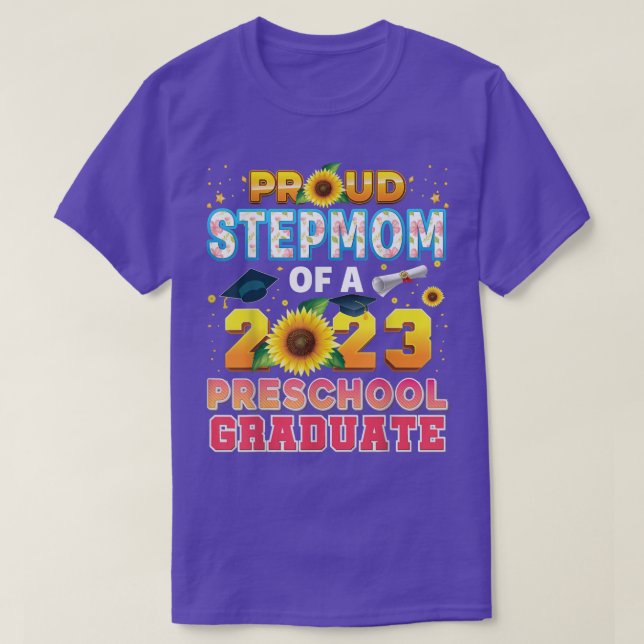 Camiseta Orgullosa Madrastra De Un Graduado Preescolar De C (Diseño del anverso)
