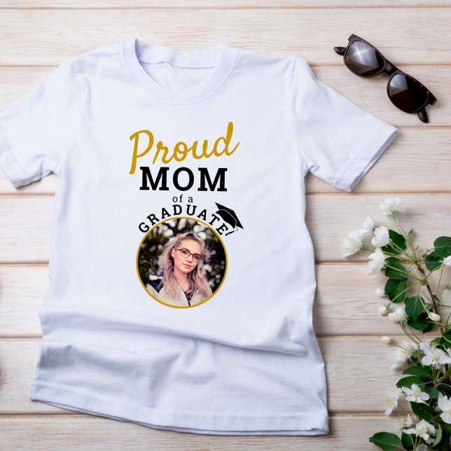 Camiseta Orgullosa madre de la foto del gorro de graduación (Subido por el creador)