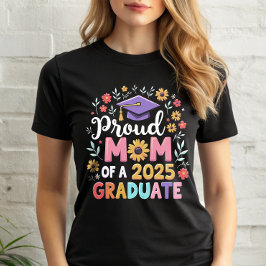 Camiseta Orgullosa madre de un Boho floral graduado de 2025