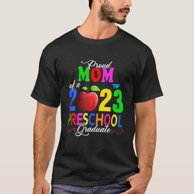 Camiseta Orgullosa madre de un día de madre graduada en pre (Anverso)