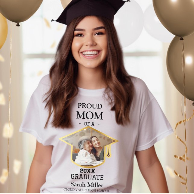 Camiseta Orgullosa madre de un graduado de 2025 con foto y  (Subido por el creador)
