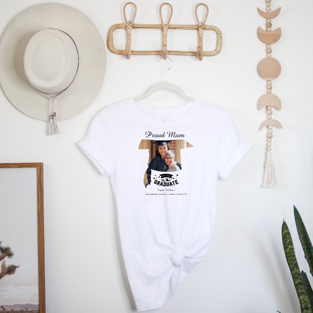 Camiseta Orgullosa madre del graduado | Foto de graduación (Subido por el creador)