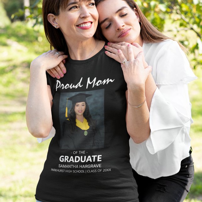 Camiseta Orgullosa Mamá Del Graduado | Foto (Subido por el creador)