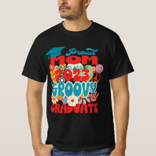 Camiseta Orgullosa MOM de una clase de 2023 Graduado RETRO