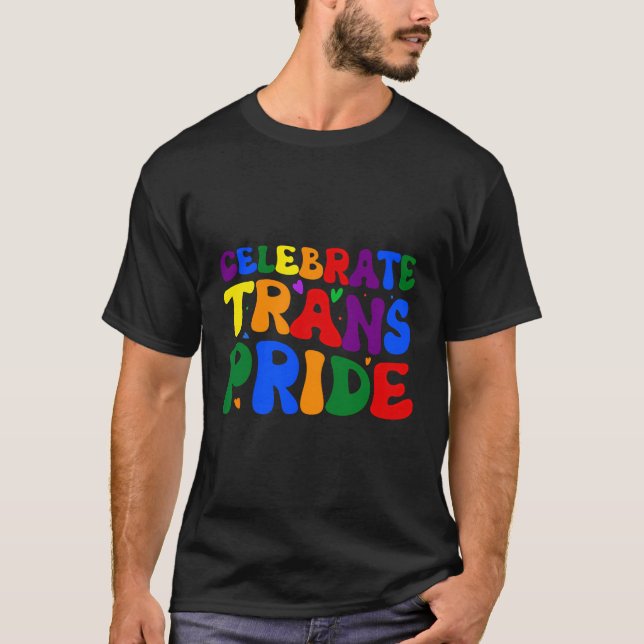 Camiseta Orgullosa Trans Lgbt Arcoíris Queer Color Concienc (Anverso)