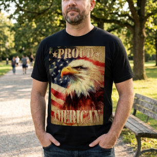 Camiseta Orgulloso Americano. Águila Calva y Bandera de los