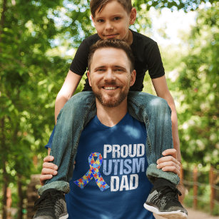 Camiseta Orgulloso autismo papá azul de la cinta de la toma