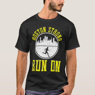 Camiseta ORGULLOSO BOSTON FUERTE CORRIENTE EN Runni