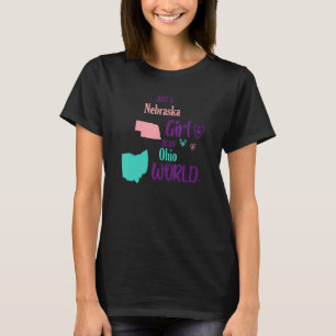 Camiseta Orgulloso chica solo un chica de Nebraska en un mu