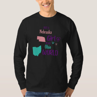Camiseta Orgulloso chica solo un chica de Nebraska en un mu