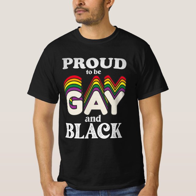 Camiseta Orgulloso De Ser Gay Y Negro Orgullo LGBT (Anverso)