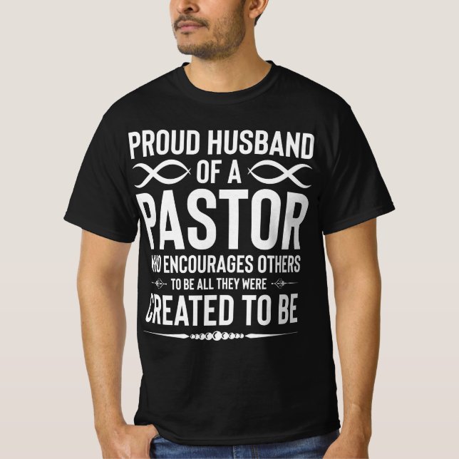 Camiseta Orgulloso Esposo A Un Pastor (Anverso)