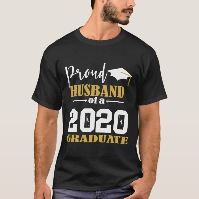Camiseta Orgulloso esposo de un blanco graduado en 2020 (Anverso)