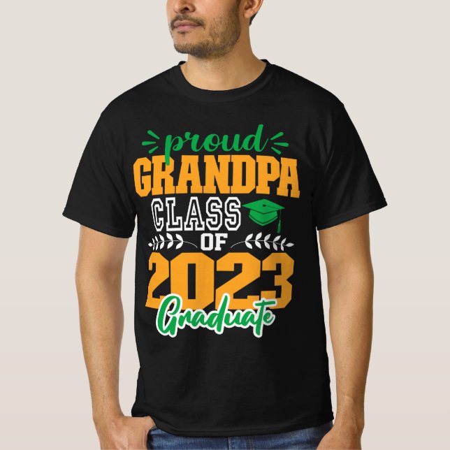 Camiseta Orgulloso GRANDPA de clase de 2023 MODERNA SCRIPT  (Anverso)