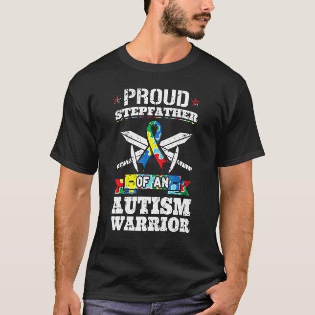 Camiseta Orgulloso Padrastro De Un Guerrero Del Autismo, Co (Anverso)