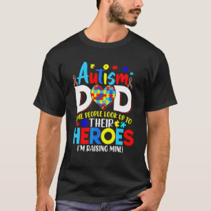 Camiseta Orgulloso padre de autismo personas buscan héroes 