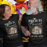 Camiseta Orgulloso padre de la foto del graduado<br><div class="desc">Camiseta elegante de la celebración de la graduación con un mortero de graduados,  una foto de tu hijo o hija,  el dicho "orgulloso padre del graduado",  su nombre,  lugar de estudio y año de clase.</div>
