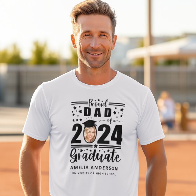 Camiseta Orgulloso padre de un graduado de 2024 (Subido por el creador)