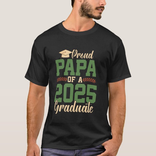 Camiseta Orgulloso Papa De 2025 Graduado De 25 Gra Superior (Anverso)