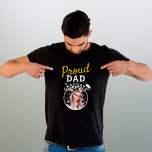 Camiseta Orgulloso papá de graduación de posgrado T-Shir<br><div class="desc">Orgulloso papá de graduación de posgrado foto camiseta oscura. Camiseta para un padre orgulloso graduado con gorra de graduación y una foto del graduado. Añade tu foto.</div>