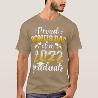 Camiseta Orgulloso papá de una clase de graduado de 2022 pa