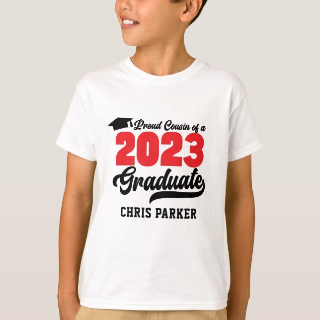 Camiseta Orgulloso primo de un guión negrita rojo para grad (Anverso)