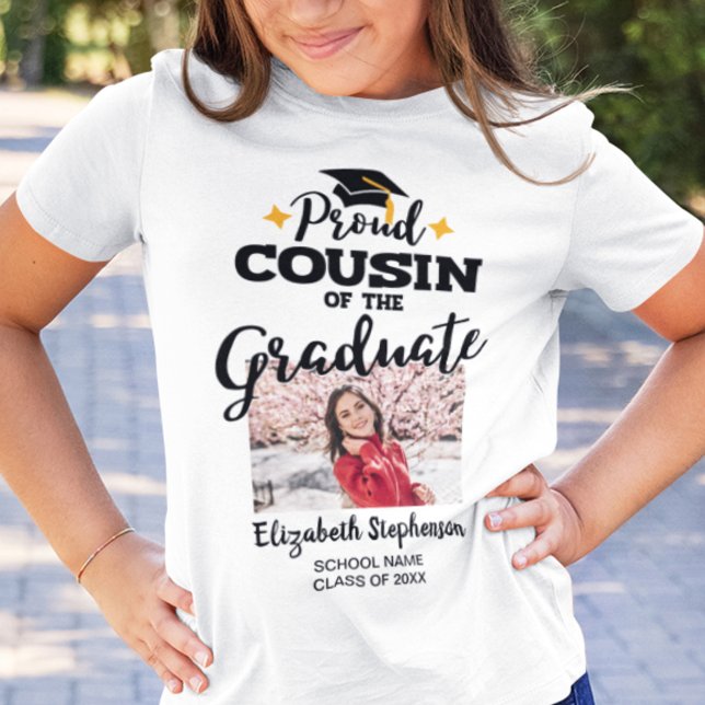 Camiseta Orgulloso primo del nombre de la foto del graduado (Subido por el creador)