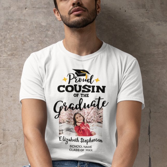 Camiseta Orgulloso primo del nombre de la foto del graduado (Subido por el creador)