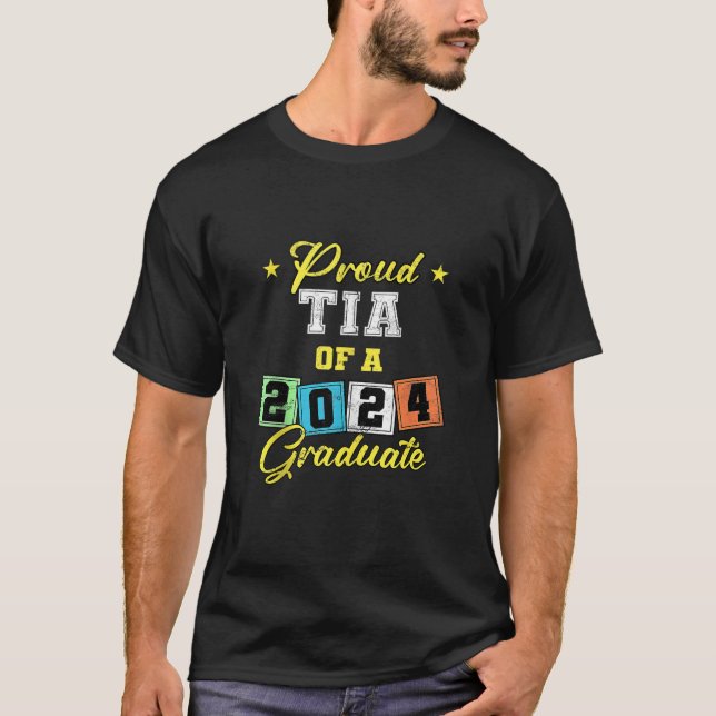 Camiseta Orgulloso Tia De Una Clase De Graduados De 2024 De (Anverso)