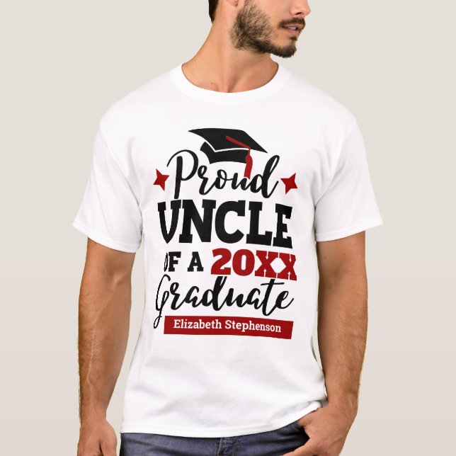Camiseta Orgulloso tío 2022 de graduado de gorra roja negra (Anverso)