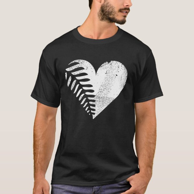 Camiseta oscura 2 del corazón del helecho (Anverso)
