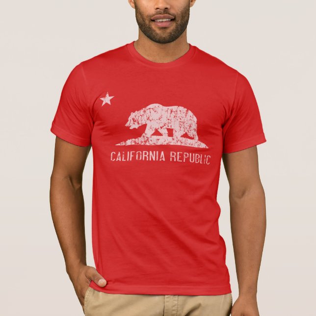 Camiseta oscura apenada república de California (Anverso)