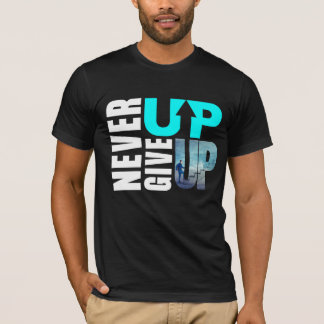 Camiseta oscura básica