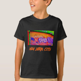 Camiseta oscura de "Graffiti Eléctrico Gates" para