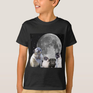 Camiseta oscura de Hanes Tagless de cuatro del