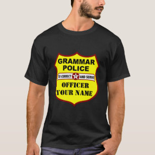 Camiseta oscura de la policía de la gramática