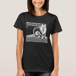 Camiseta oscura de mujer