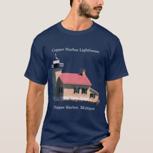 Camiseta oscura del faro de Copper Harbor