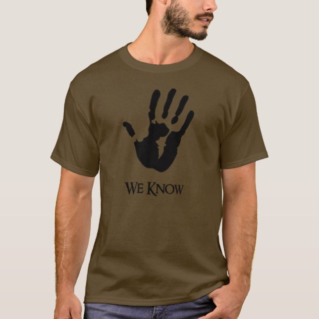 camiseta oscura del marrón de la fraternidad (Anverso)