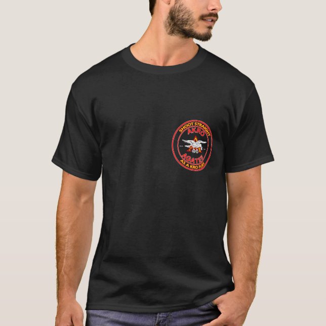 Camiseta Oscuridad de la ágata de Akro (Anverso)