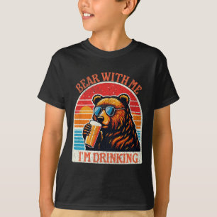 Camiseta Oso bebiendo cerveza al aire libre divertido grizz