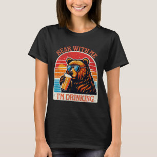 Camiseta Oso bebiendo cerveza al aire libre divertido grizz